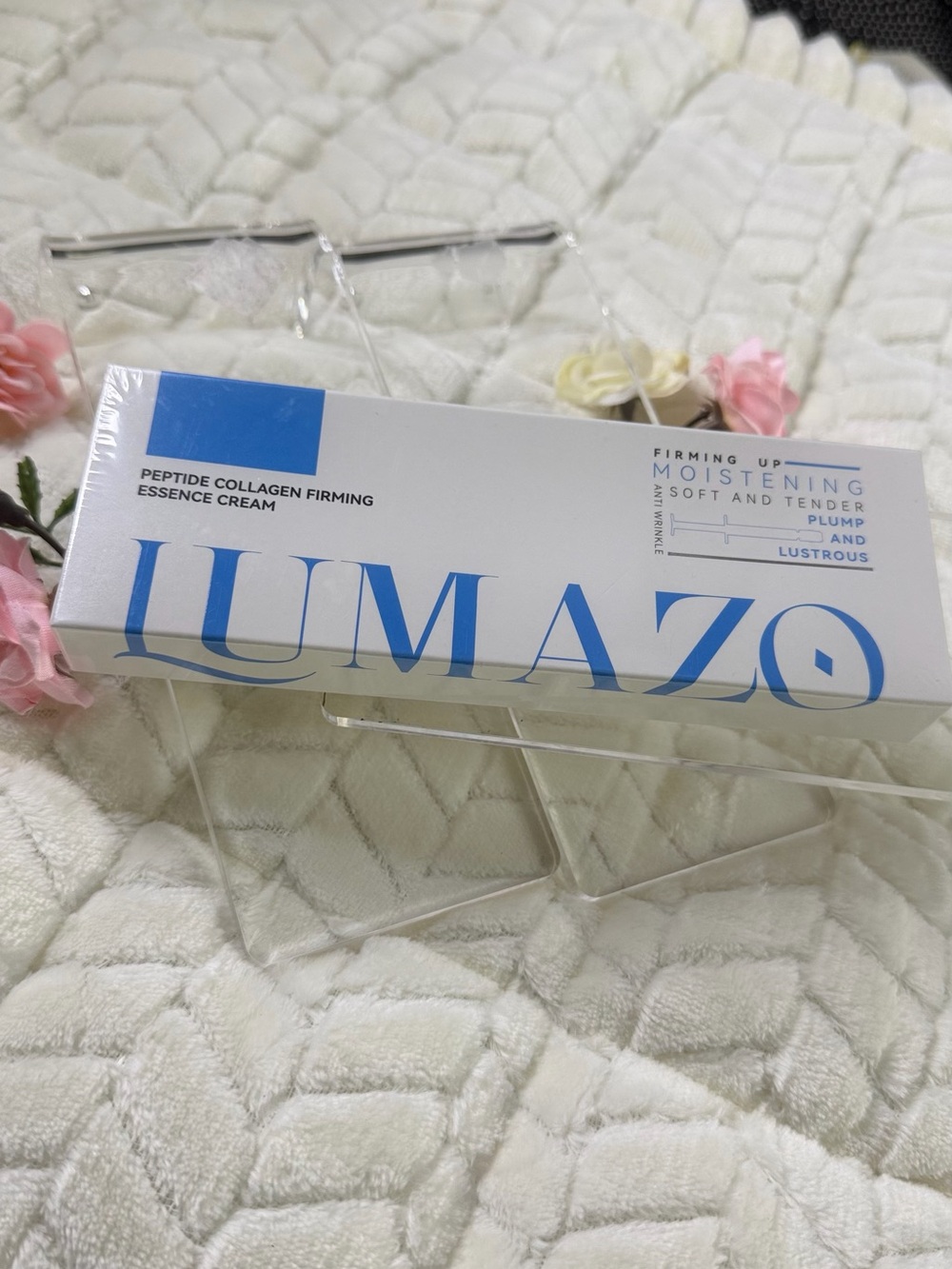 Lumazo Peptide Collagen Firming Essence Cream - White & Blue